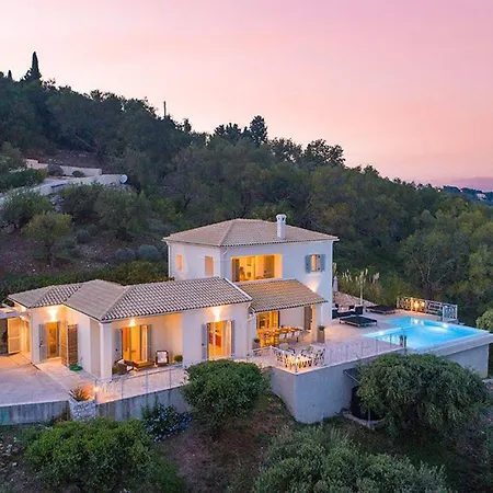 Omolos House *